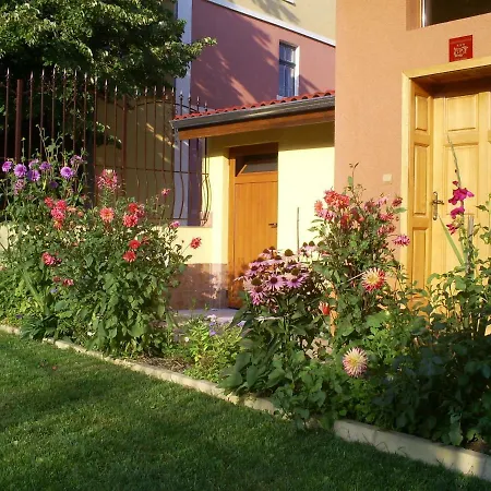 фантазия 3* Tryavna